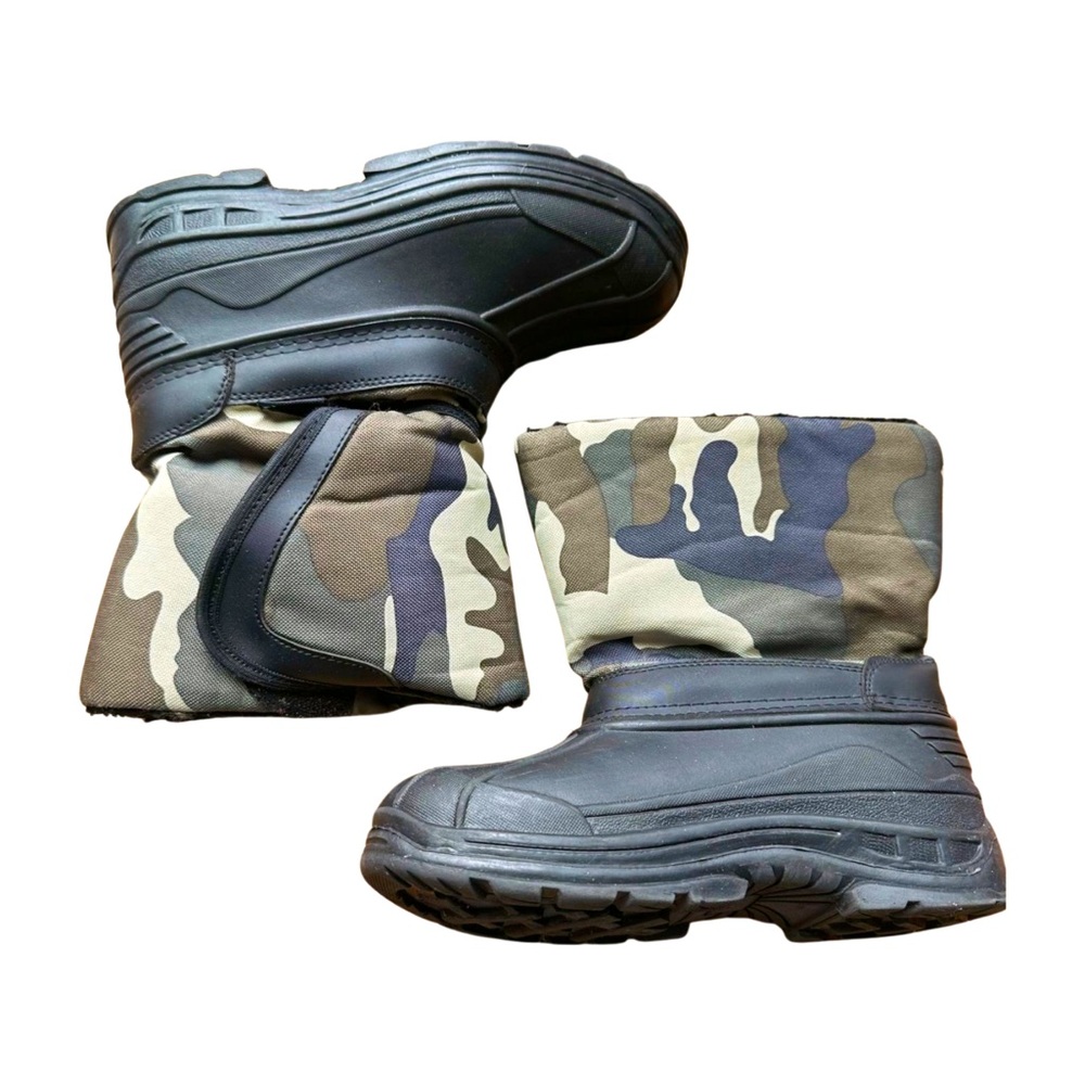 Youth Skadoo Camouflage Snow Boots | Size 3 | Faux Shearling Winter Shoes